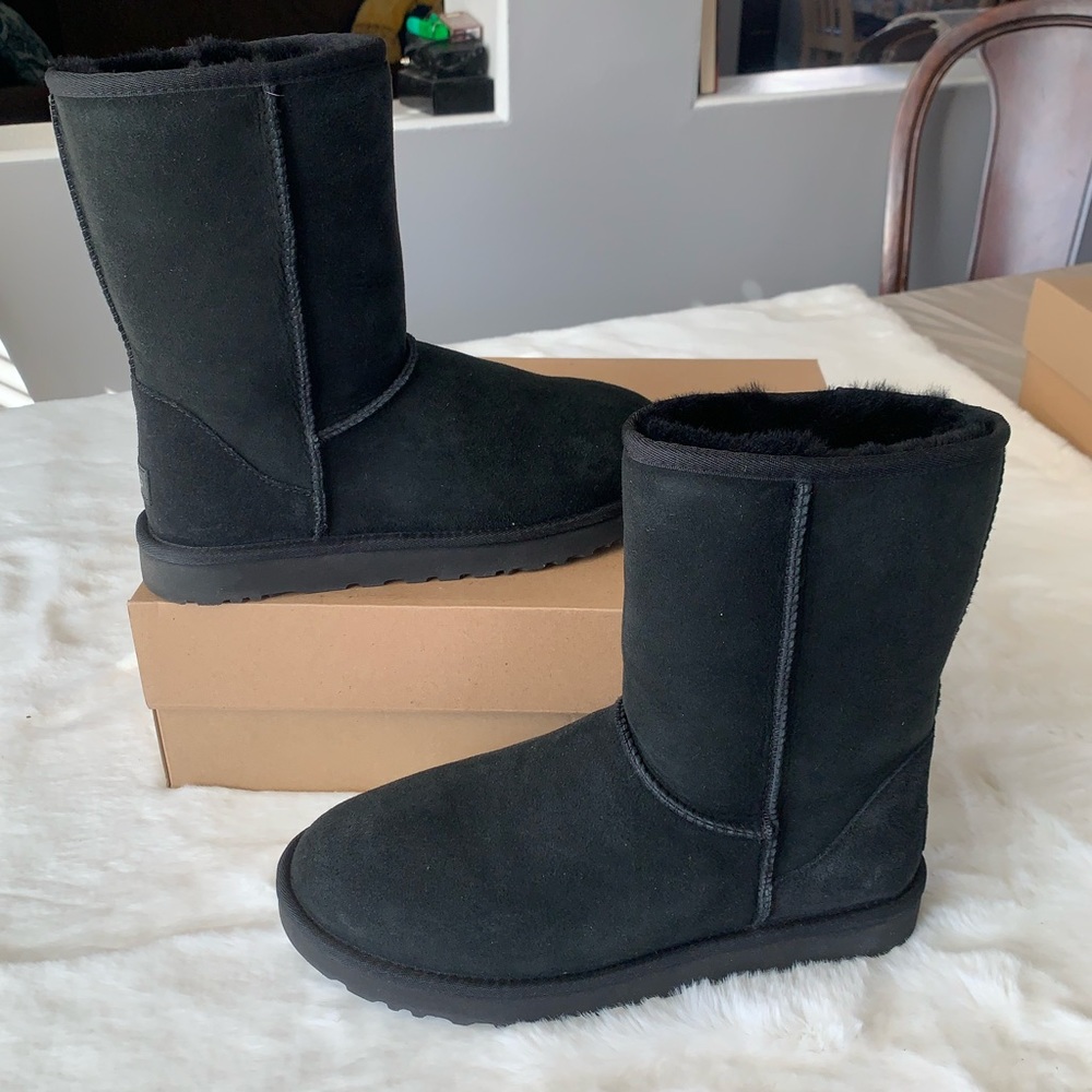 UGG CLASSIC SHORT ll BOOT